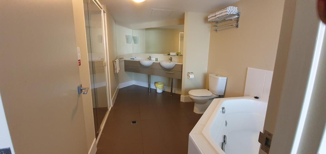 Pier Resort Urangan Eksteriør billede