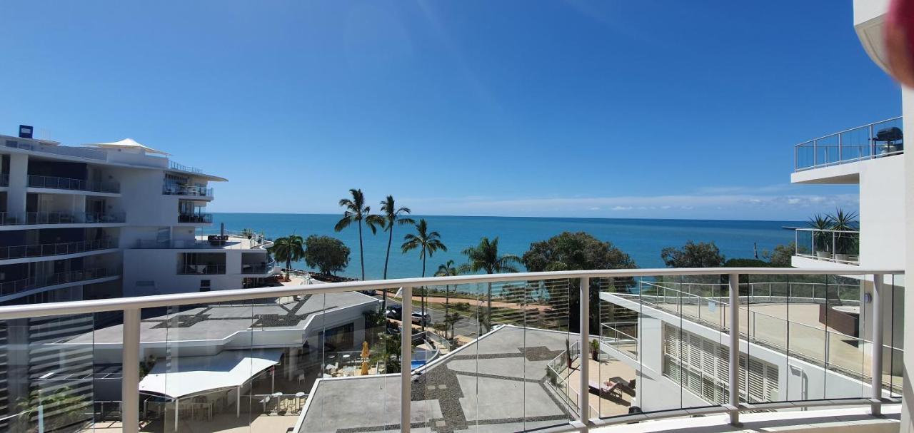 Pier Resort Urangan Eksteriør billede