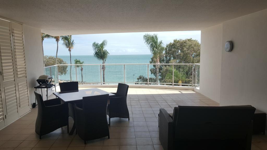 Pier Resort Urangan Eksteriør billede