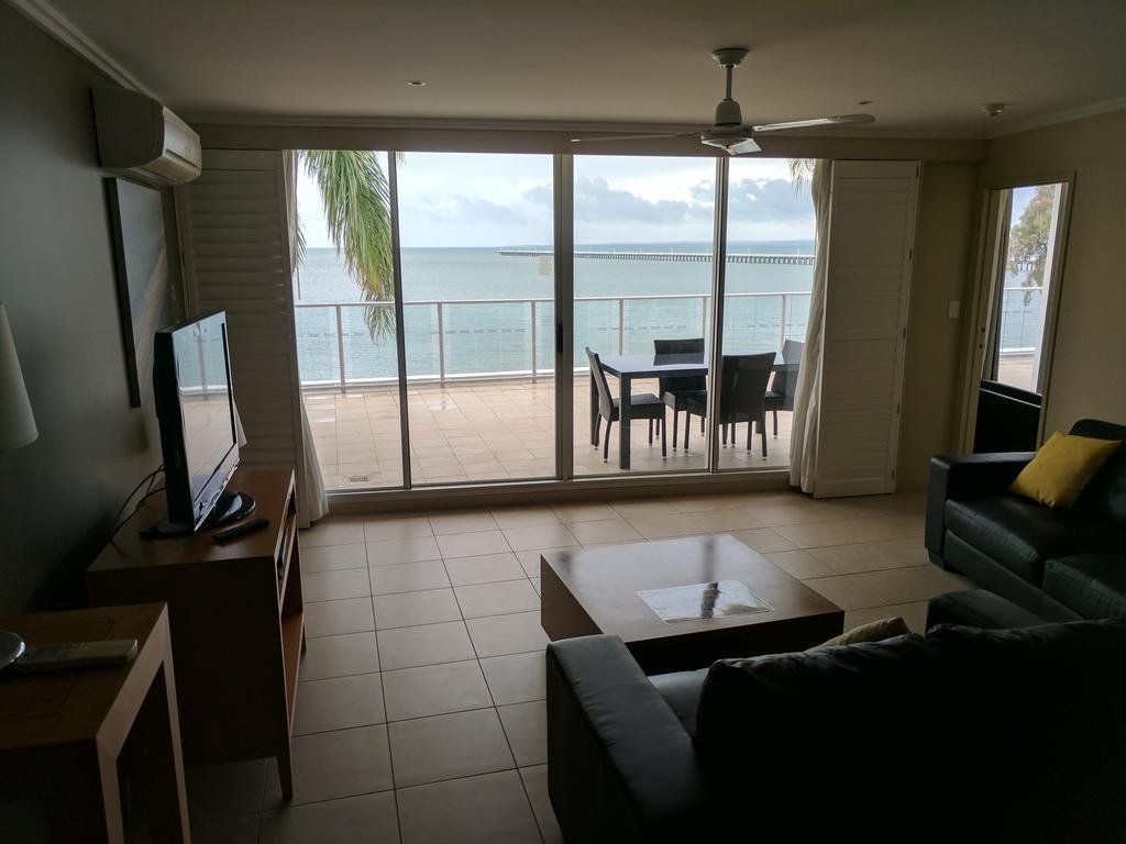 Pier Resort Urangan Eksteriør billede