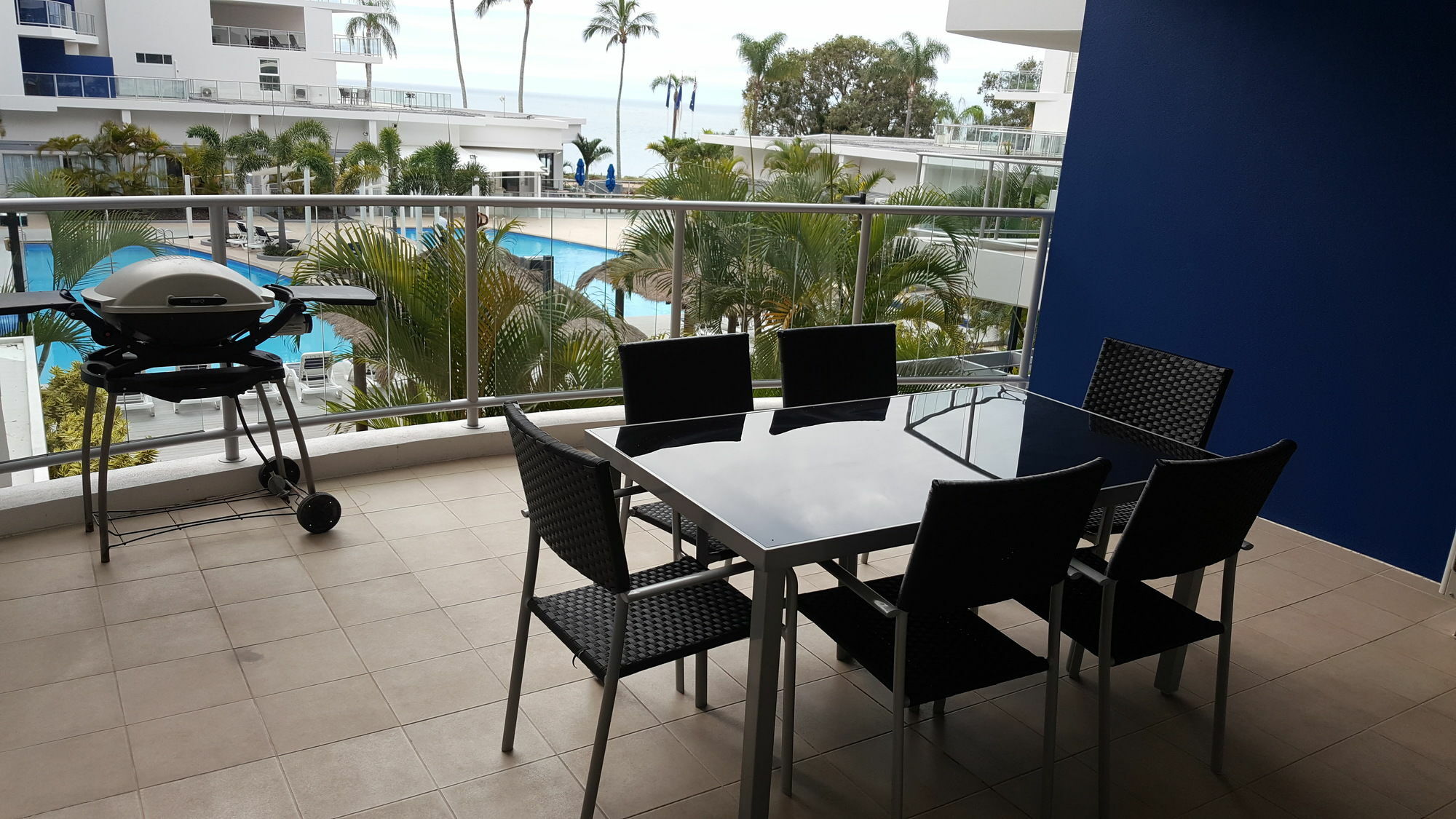 Pier Resort Urangan Eksteriør billede