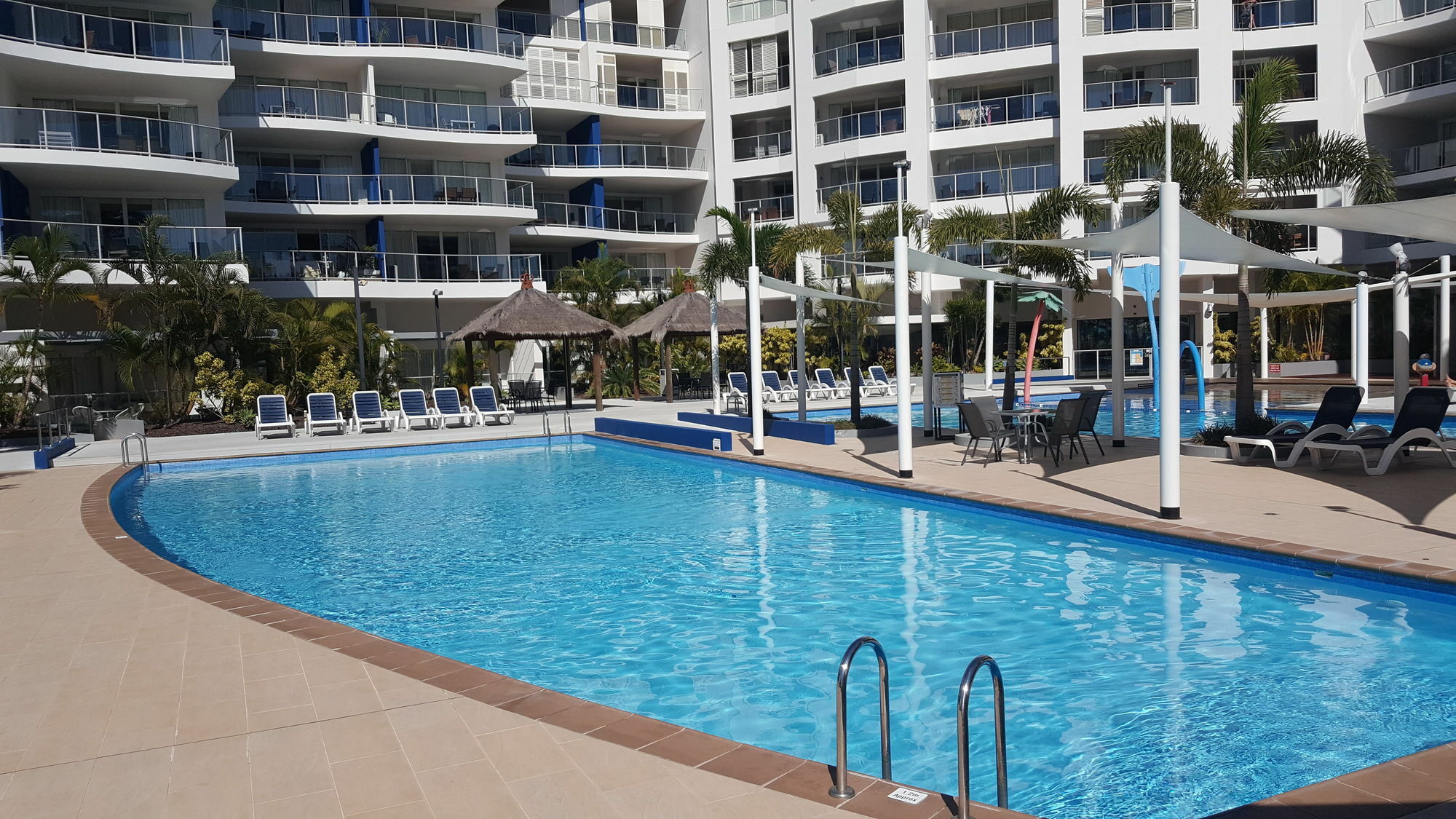 Pier Resort Urangan Eksteriør billede