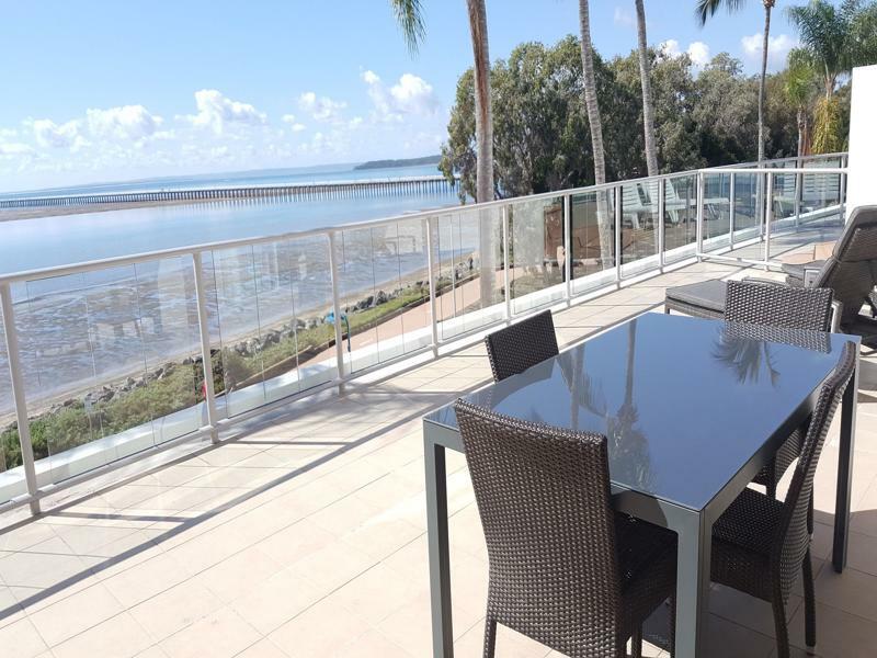 Pier Resort Urangan Eksteriør billede