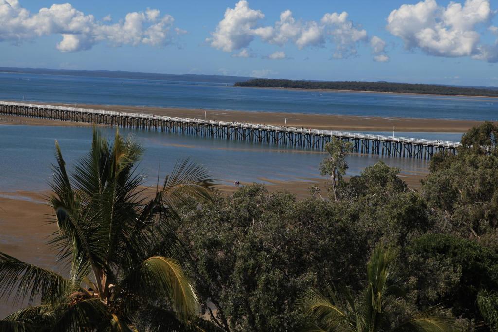 Pier Resort Urangan Værelse billede